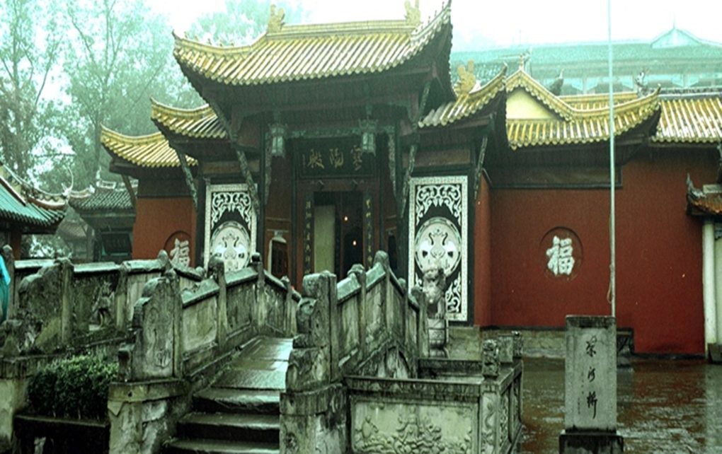 Menjelajahi Feng Du, Kota Arwah di Tiongkok
