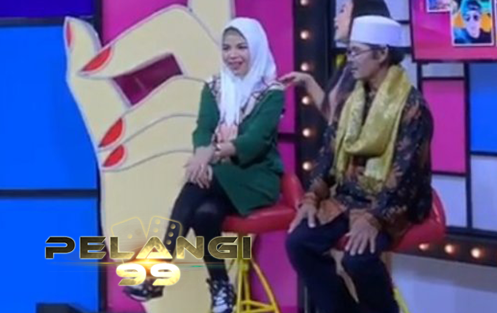 Dinar Candy Tampil Berhijab Demi Menghormati Ayahnya Yang Guru Ngaji