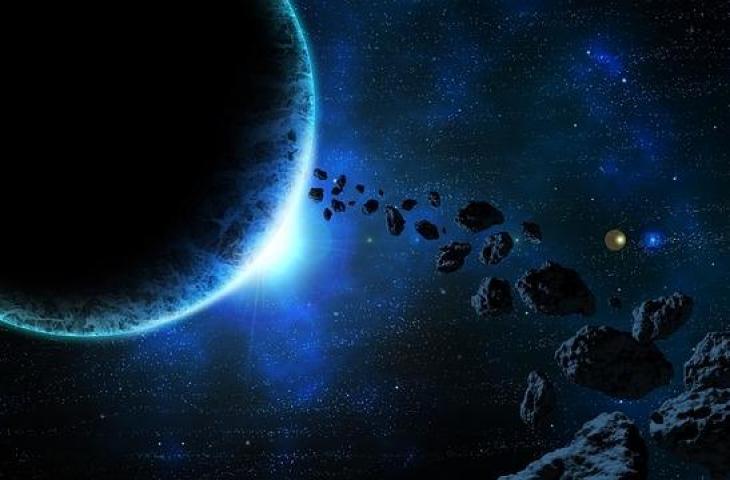 Catat Tanggalnya, Asteroid Besar Ini Akan Melintasi Bumi Loh.