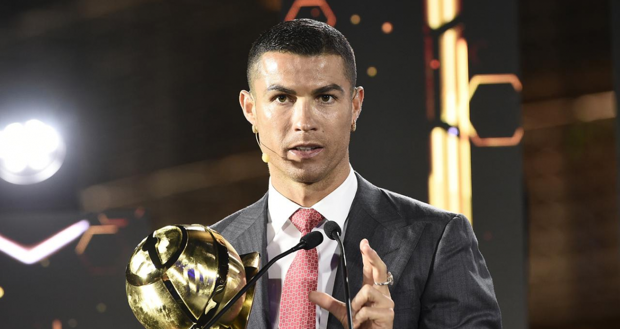 Sukses Sebagai Pesepak Bola Membuat Cristiano Ronaldo Acap Kali Jadi Wajah Promosi