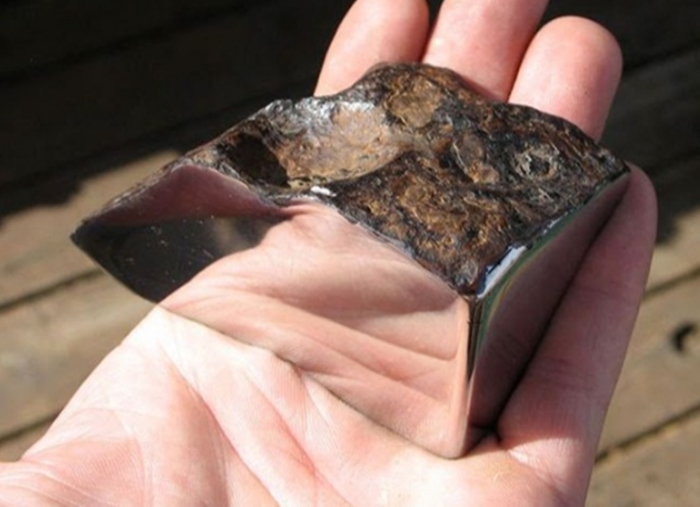 Inilah 4 Fakta Meteorit yang Dijual Sampai Ratusan juta