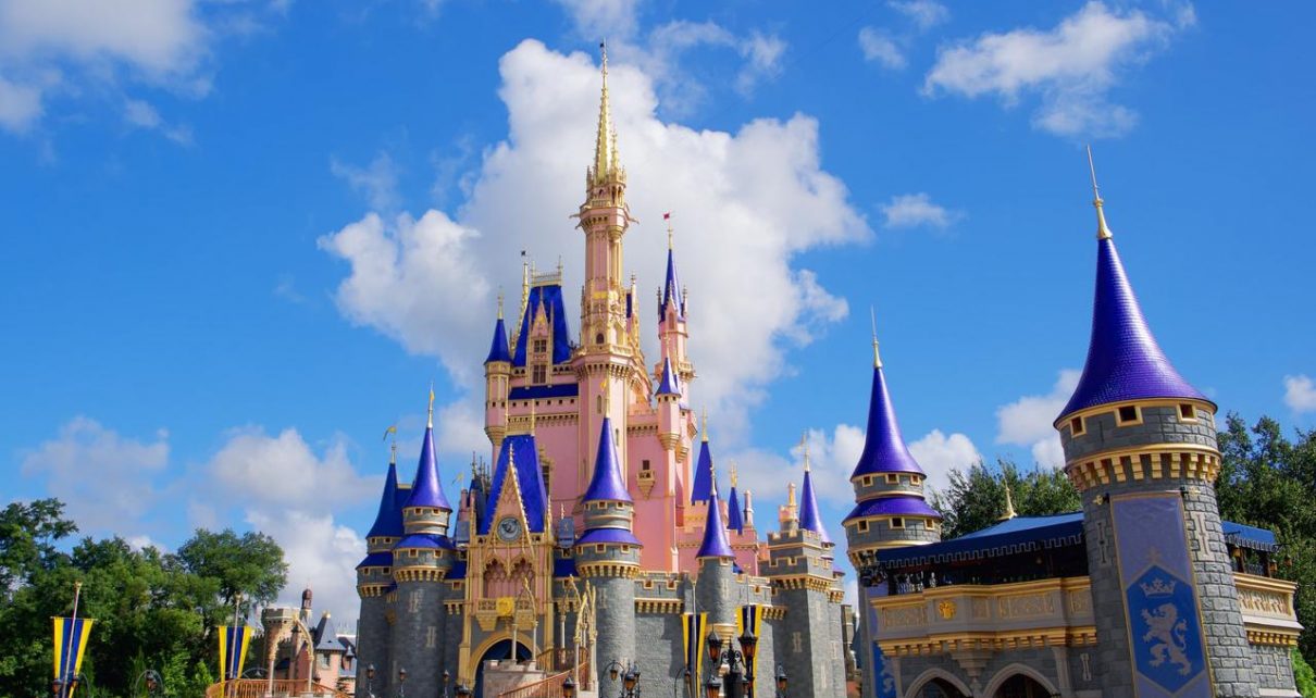 Disney World Akan Merayakan Ulang Tahun Ke-50