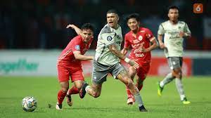 Berburu Takhta Sepak Bola Indonesia